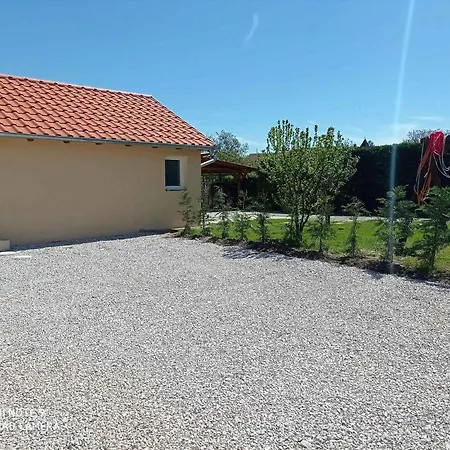 Lejlighed In 41940 *