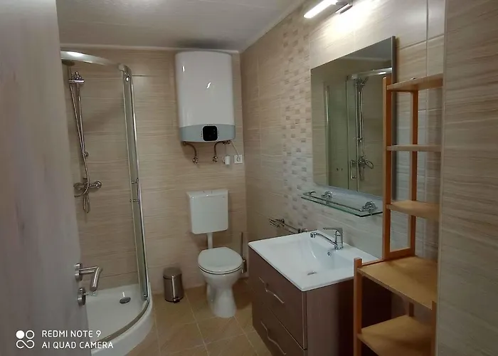 In 41940 아파트 발라톤엘