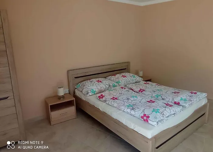 アパート In 41940 バラトンレッレ